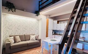 V Home